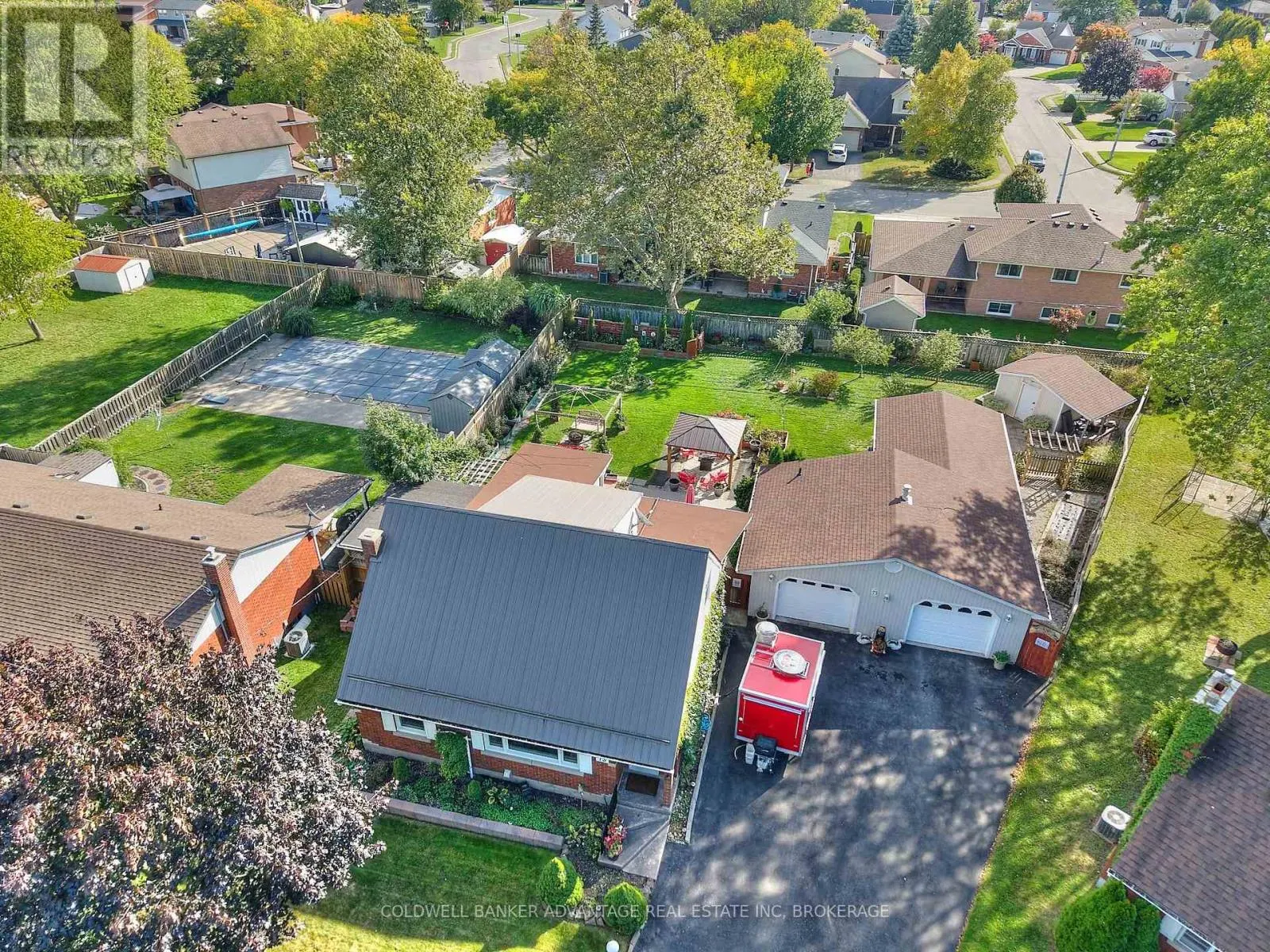 73 LINDEL CRESCENT