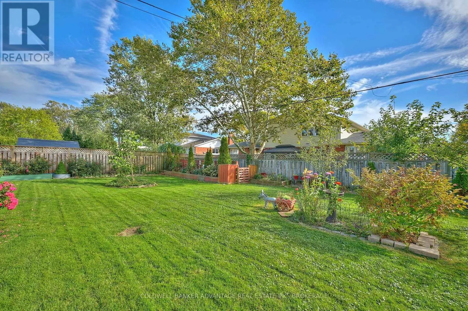 73 LINDEL CRESCENT