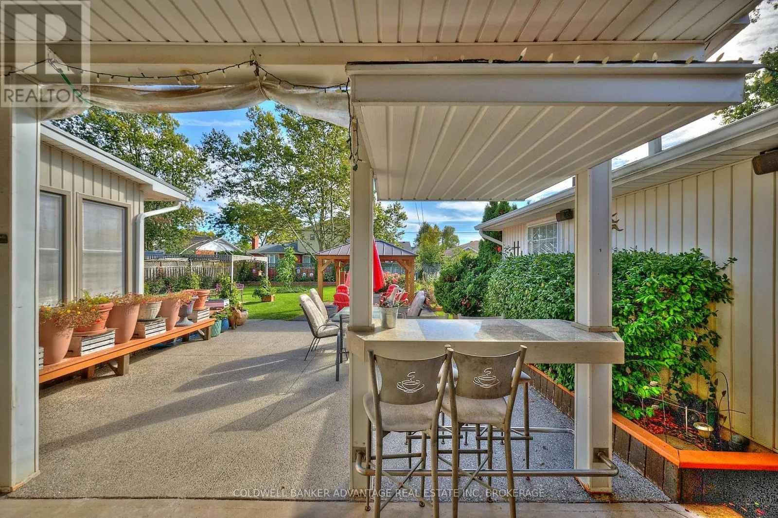 73 LINDEL CRESCENT