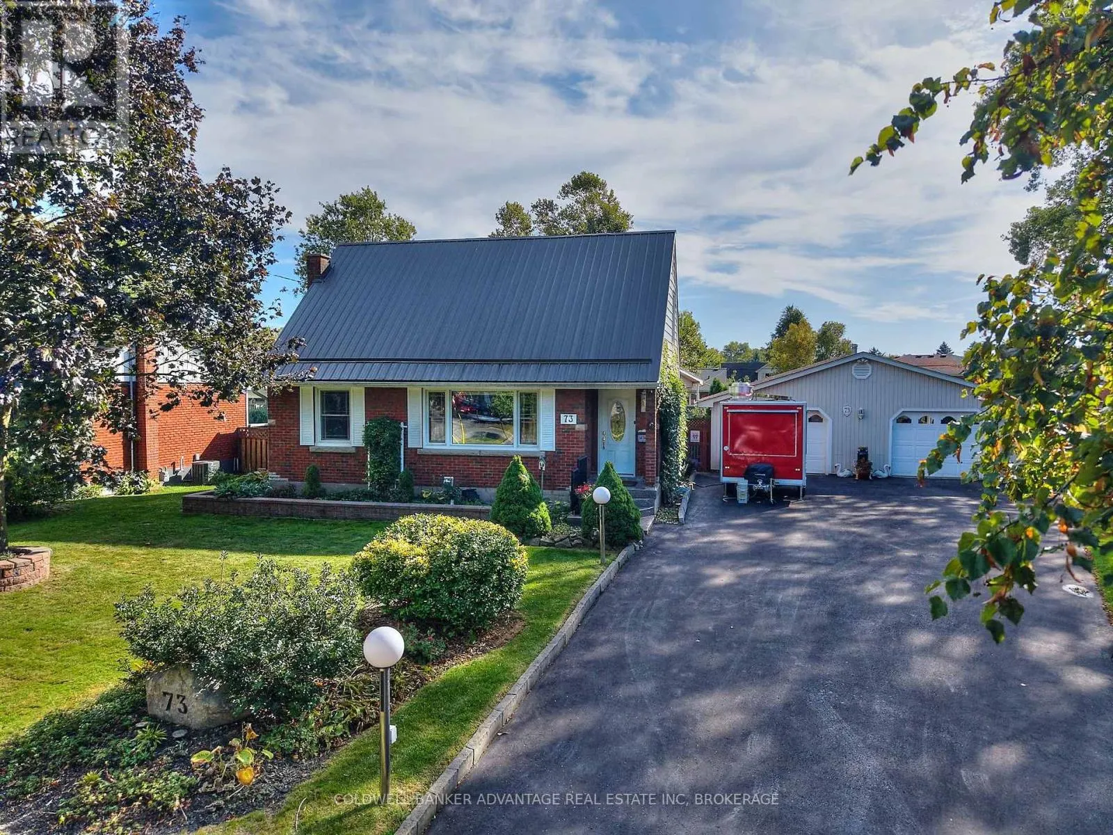73 LINDEL CRESCENT