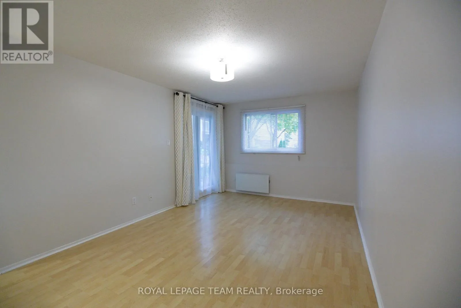 118 - 260 BRITTANY DRIVE