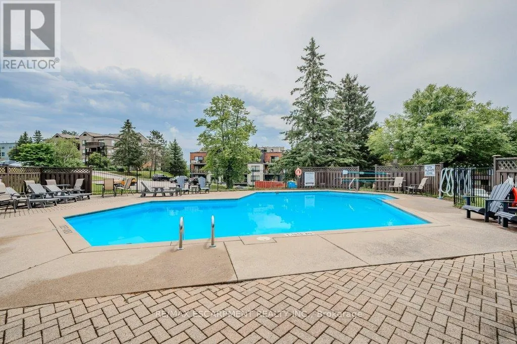 54-305 - 1235 DEERHURST DRIVE