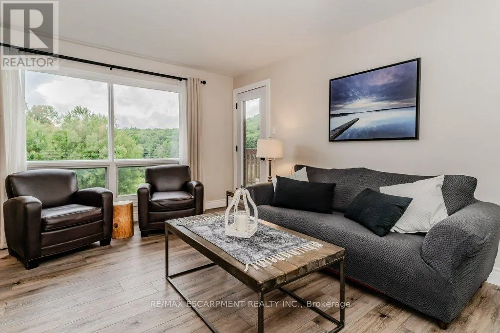 54-305 - 1235 DEERHURST DRIVE