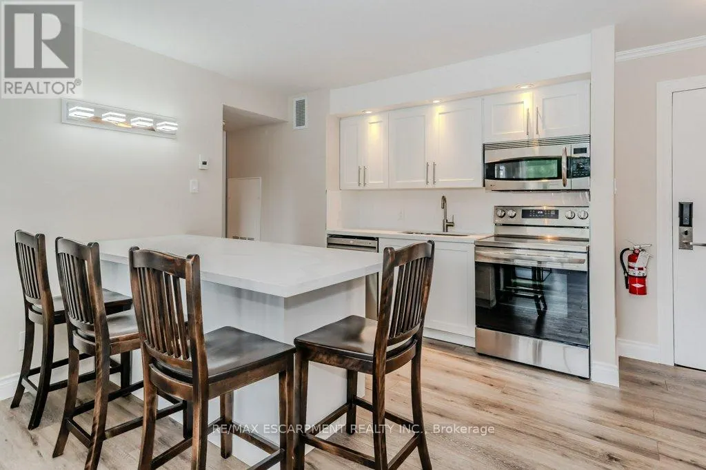 54-305 - 1235 DEERHURST DRIVE