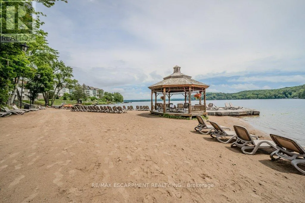 54-305 - 1235 DEERHURST DRIVE