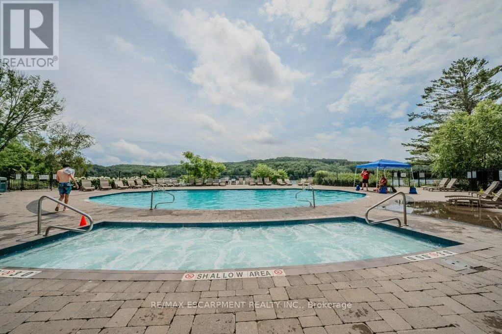 54-305 - 1235 DEERHURST DRIVE