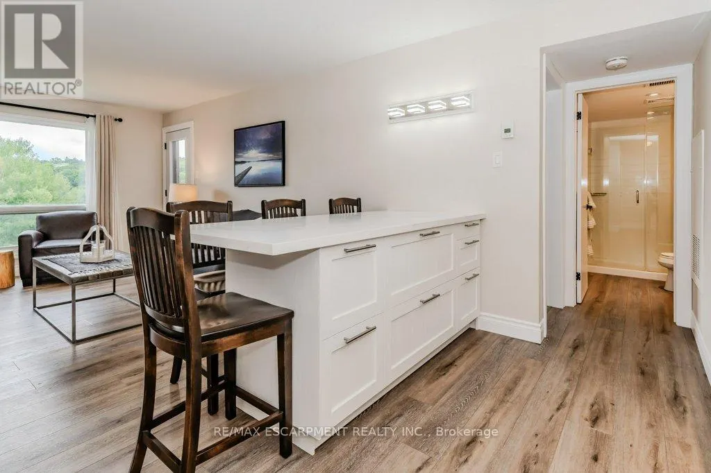 54-305 - 1235 DEERHURST DRIVE