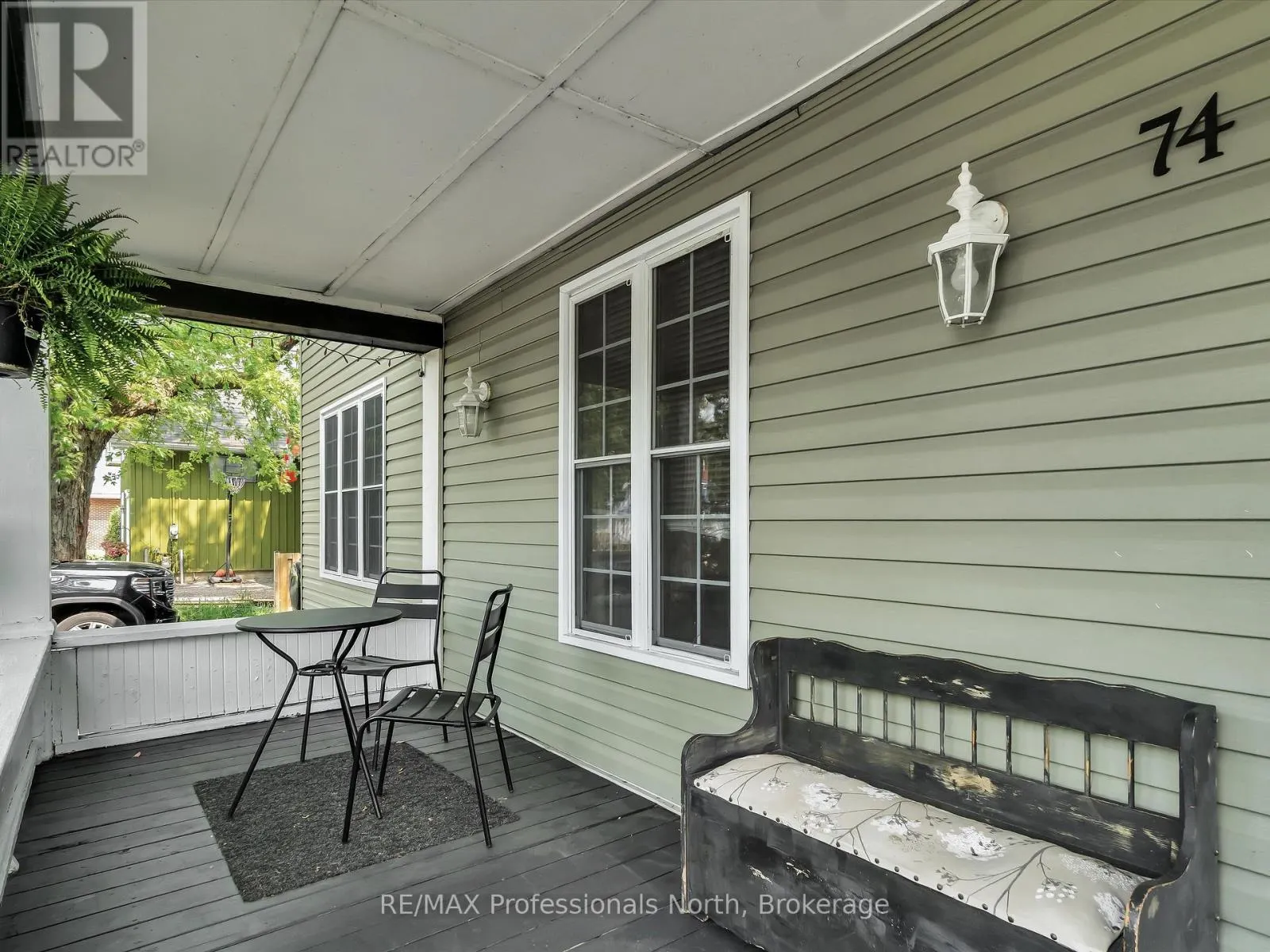 74 TAYLOR ROAD