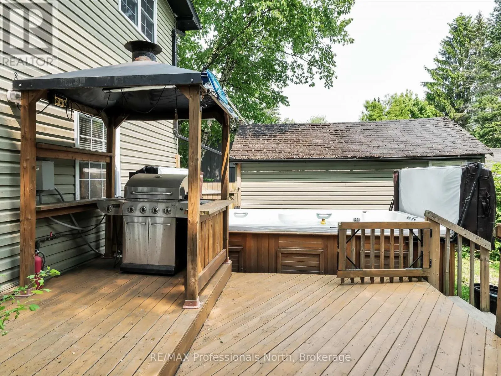 74 TAYLOR ROAD