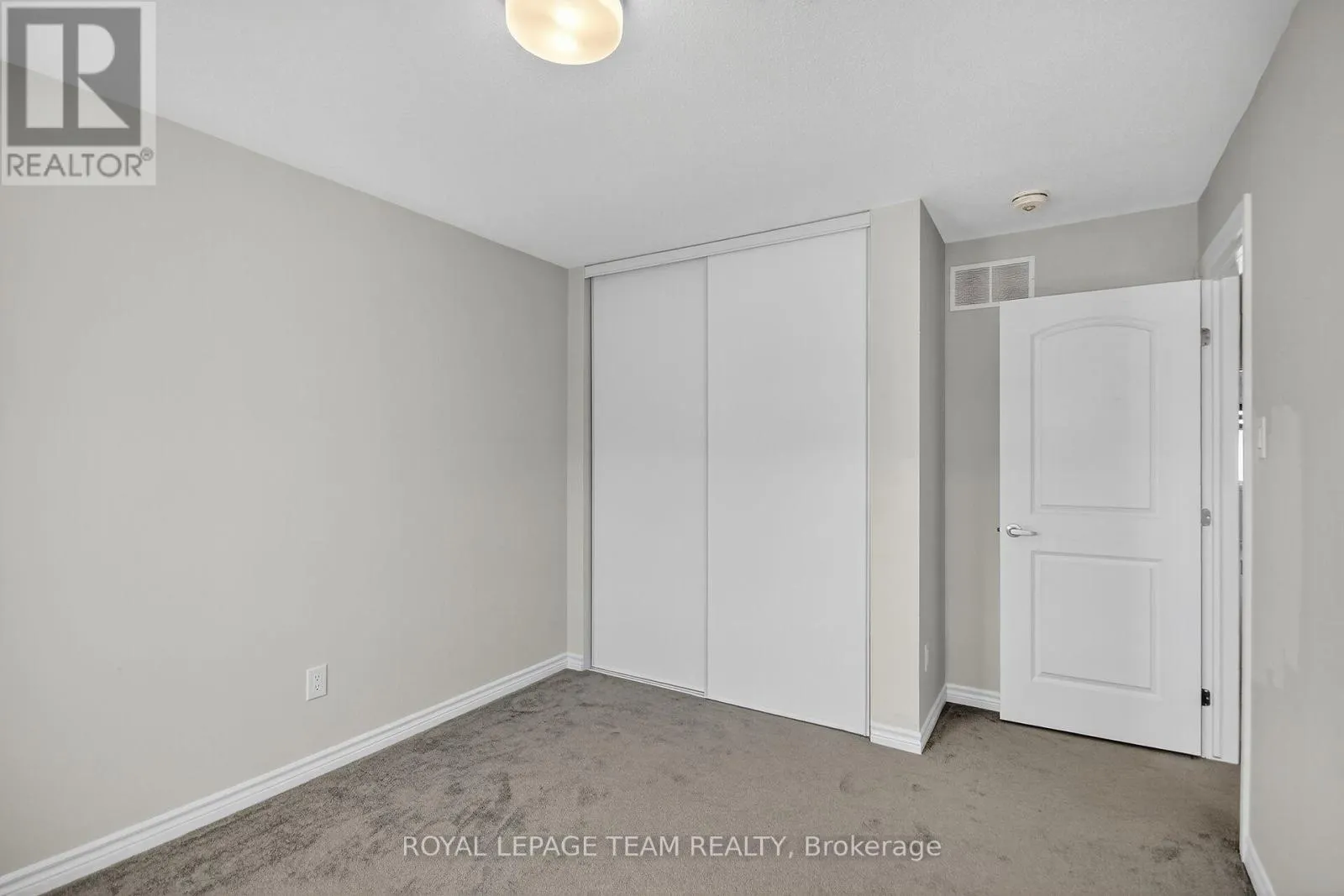 548 FLAGSTAFF DRIVE