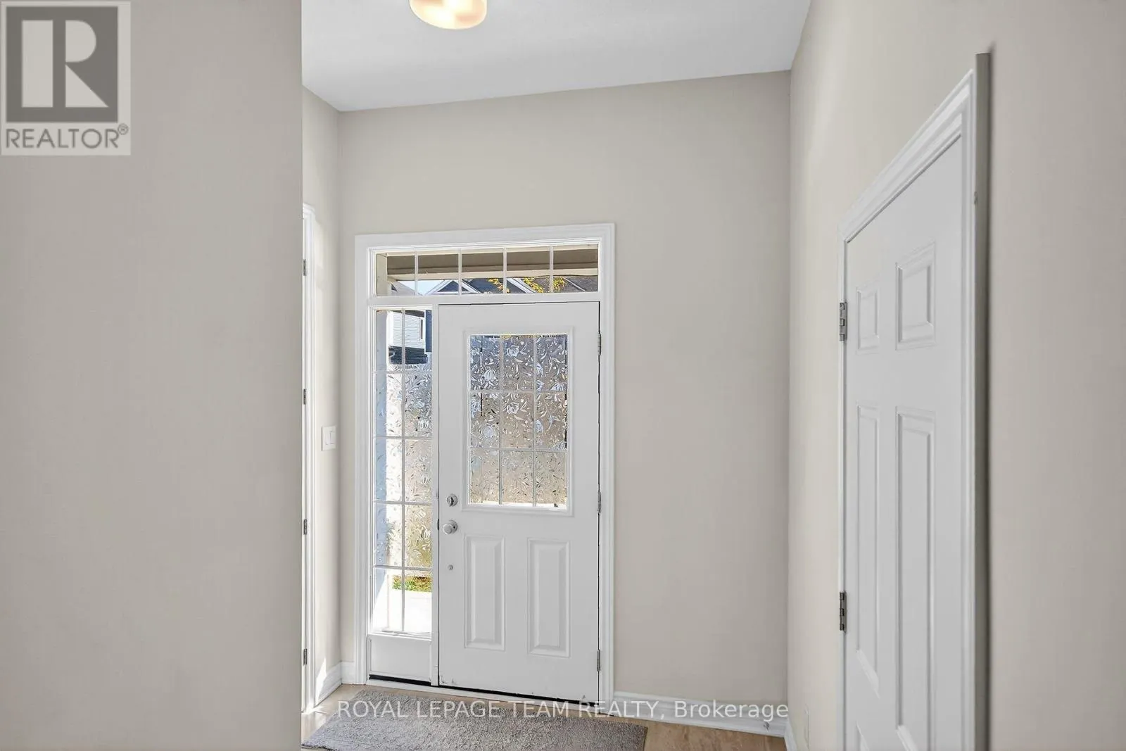 548 FLAGSTAFF DRIVE