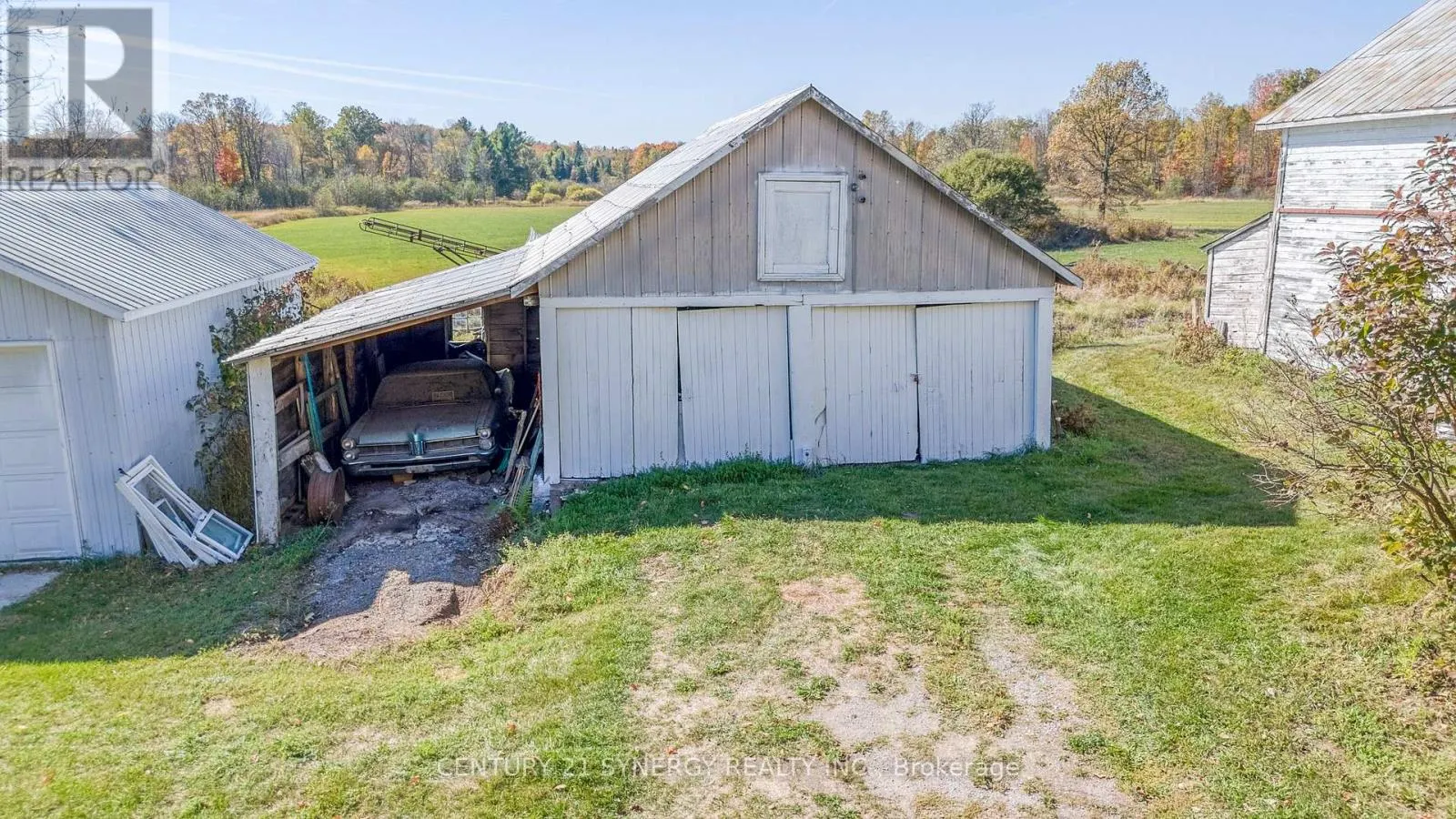 713 RUTHERFORD SIDE ROAD