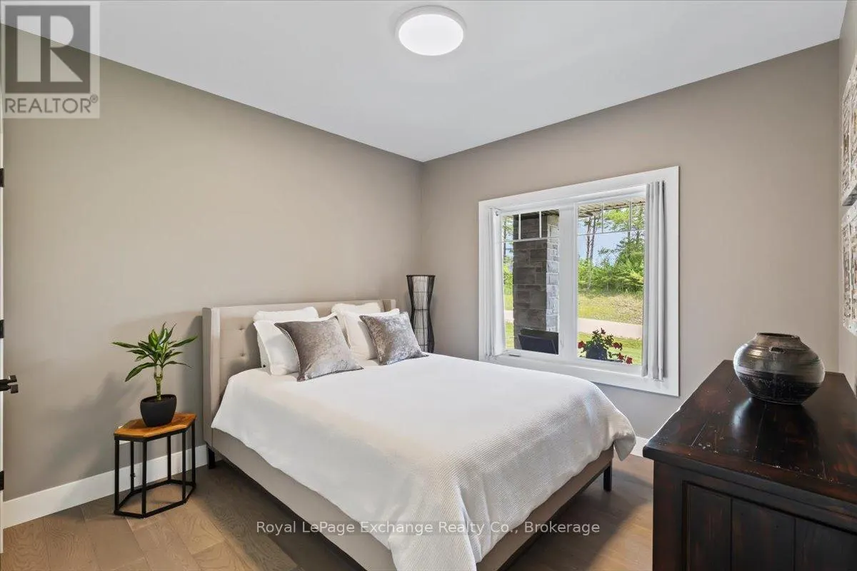 150 LOUISE CREEK CRESCENT