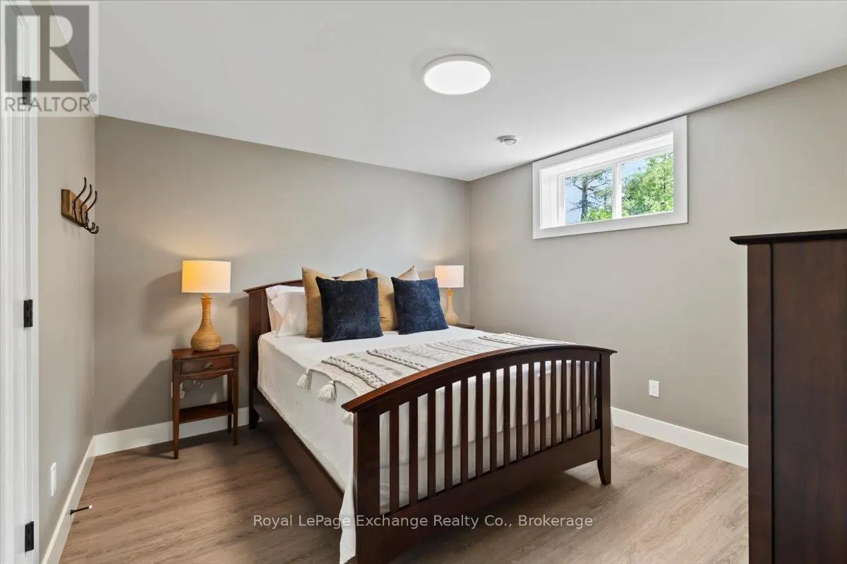 150 LOUISE CREEK CRESCENT