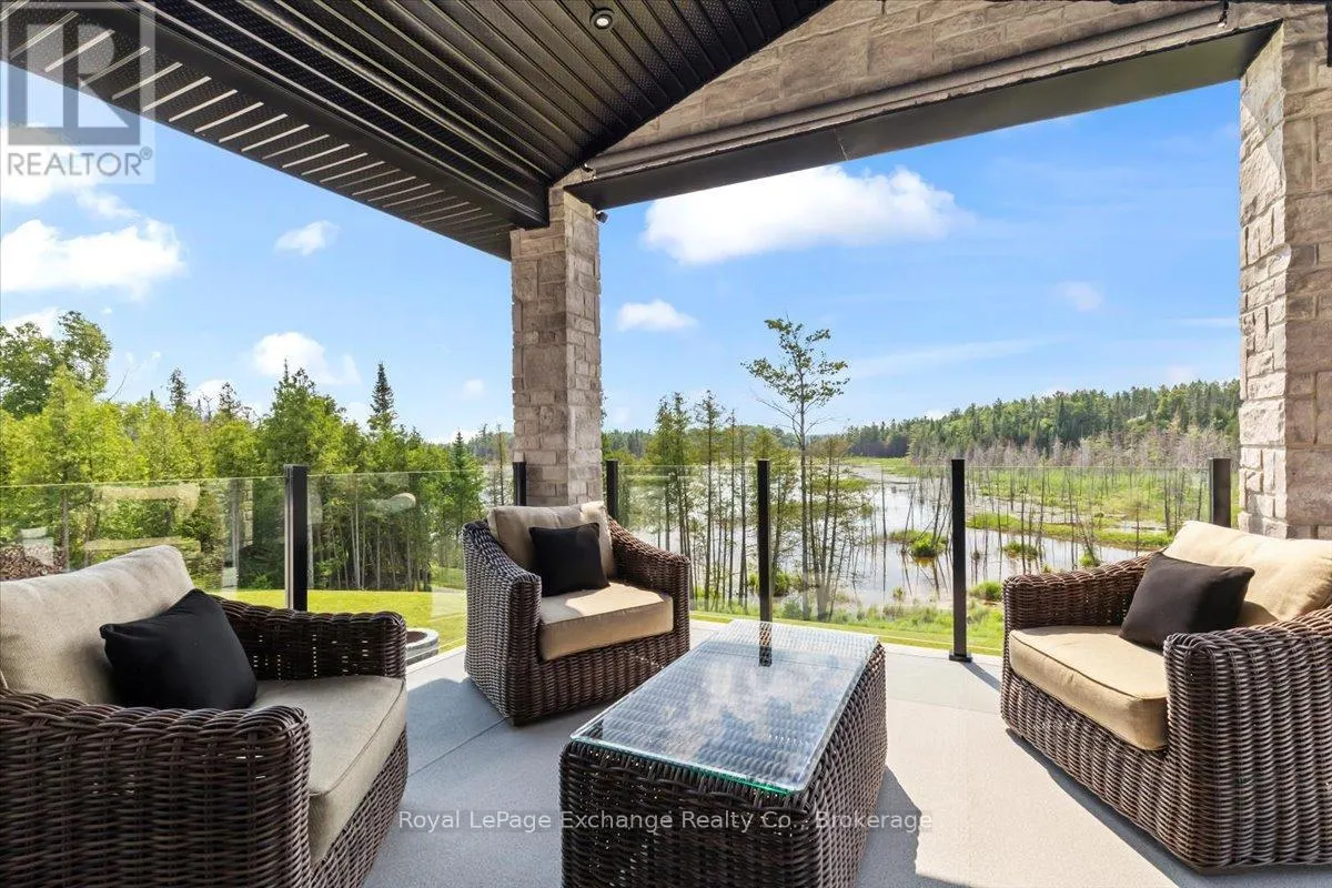 150 LOUISE CREEK CRESCENT