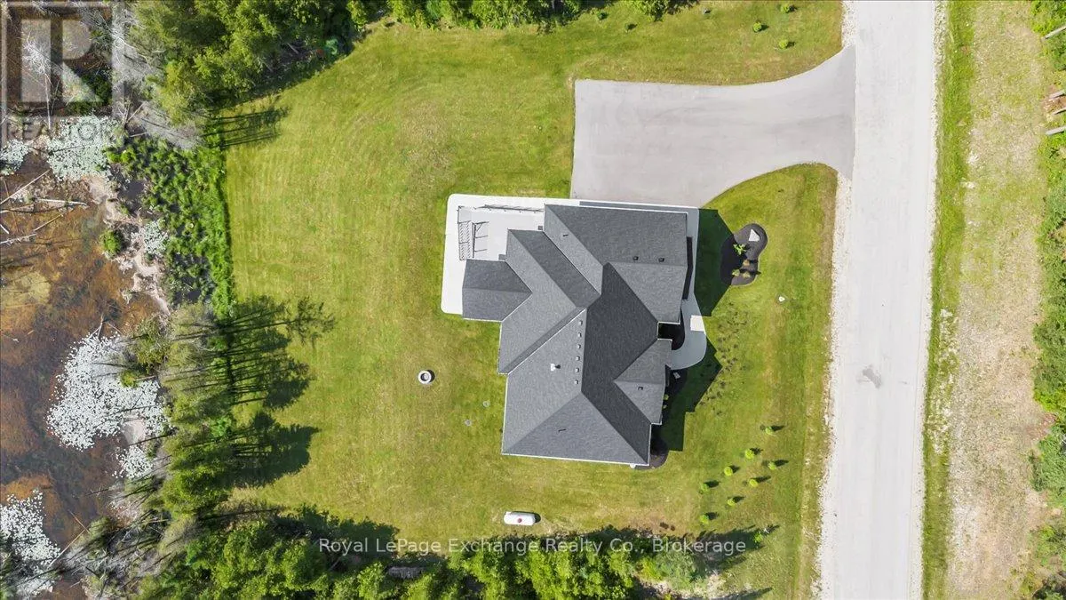 150 LOUISE CREEK CRESCENT