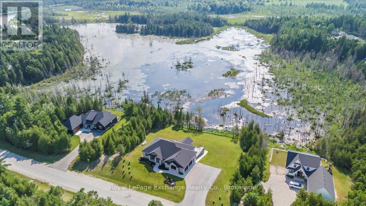 150 LOUISE CREEK CRESCENT