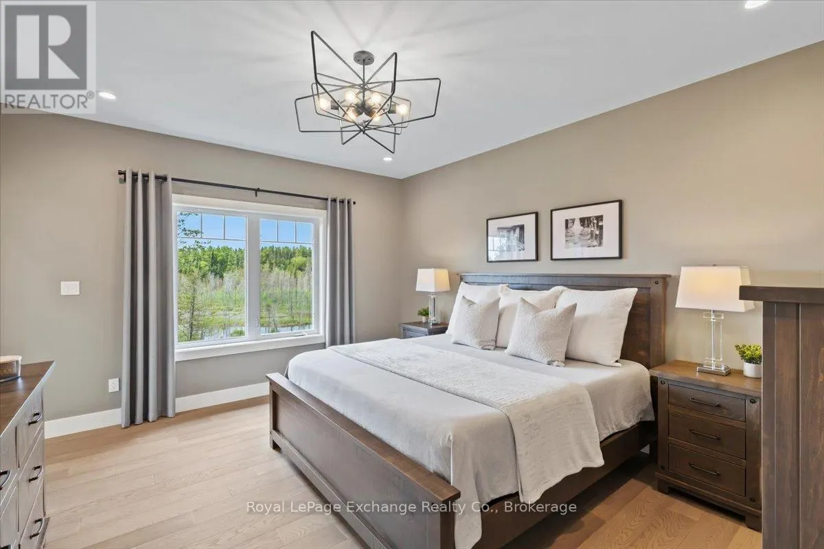 150 LOUISE CREEK CRESCENT