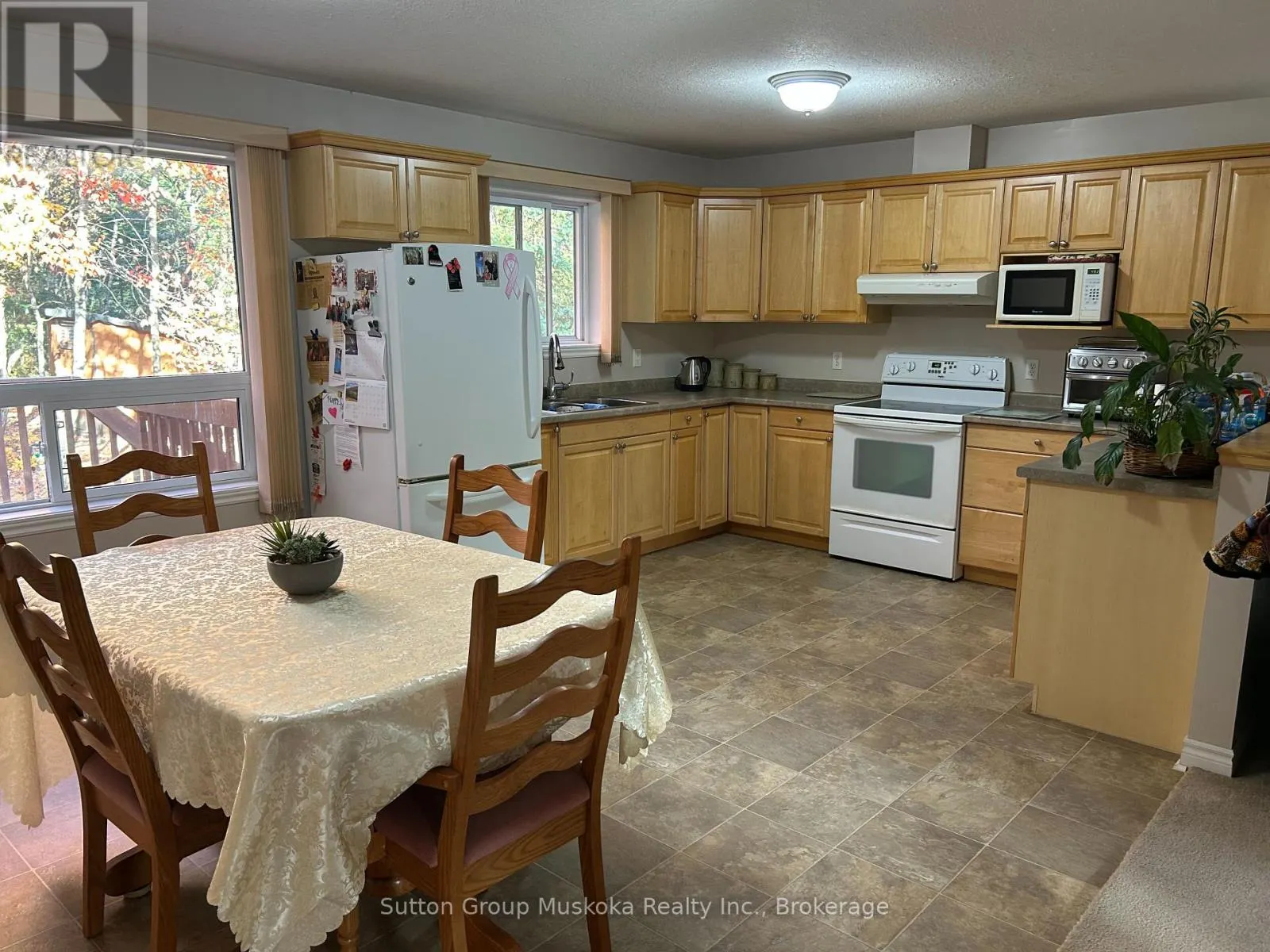 2448 RAVENSCLIFFE ROAD