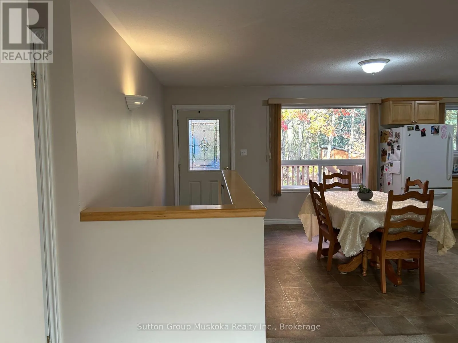 2448 RAVENSCLIFFE ROAD