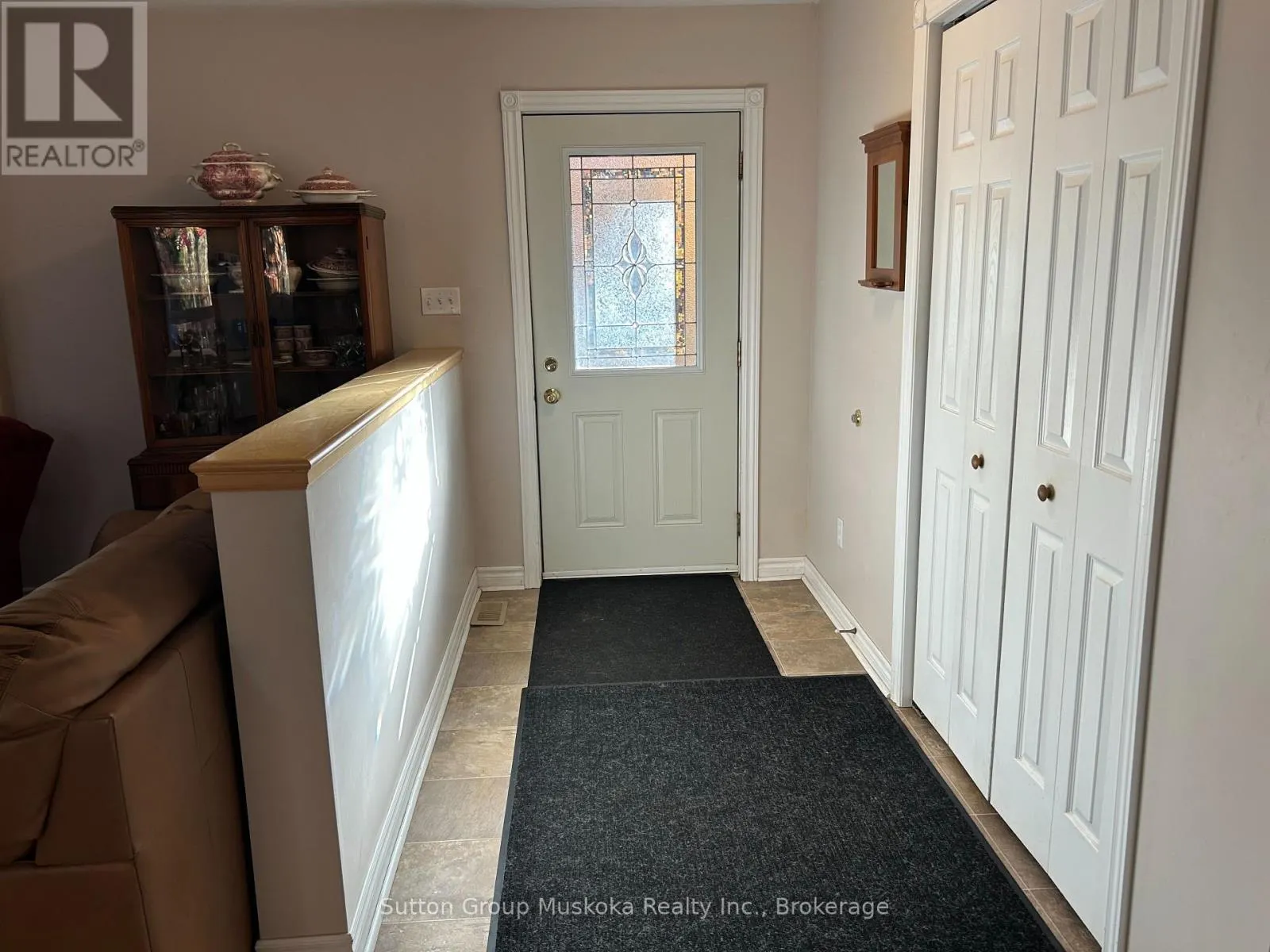 2448 RAVENSCLIFFE ROAD