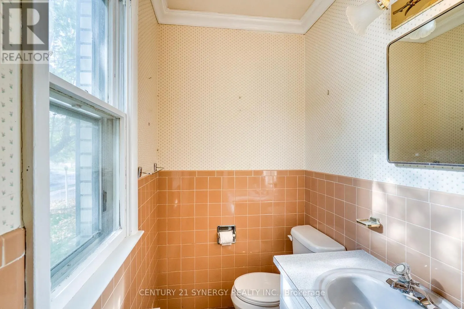 55 DRUMMOND STREET W