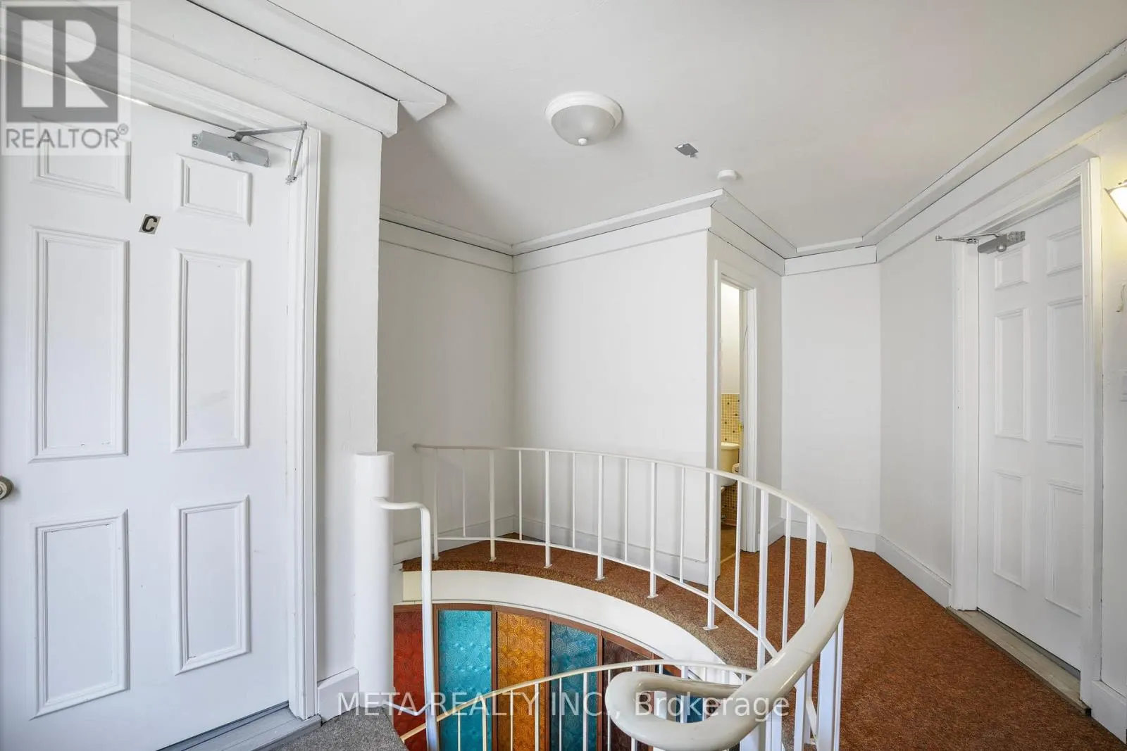 3 HASTINGS STREET N