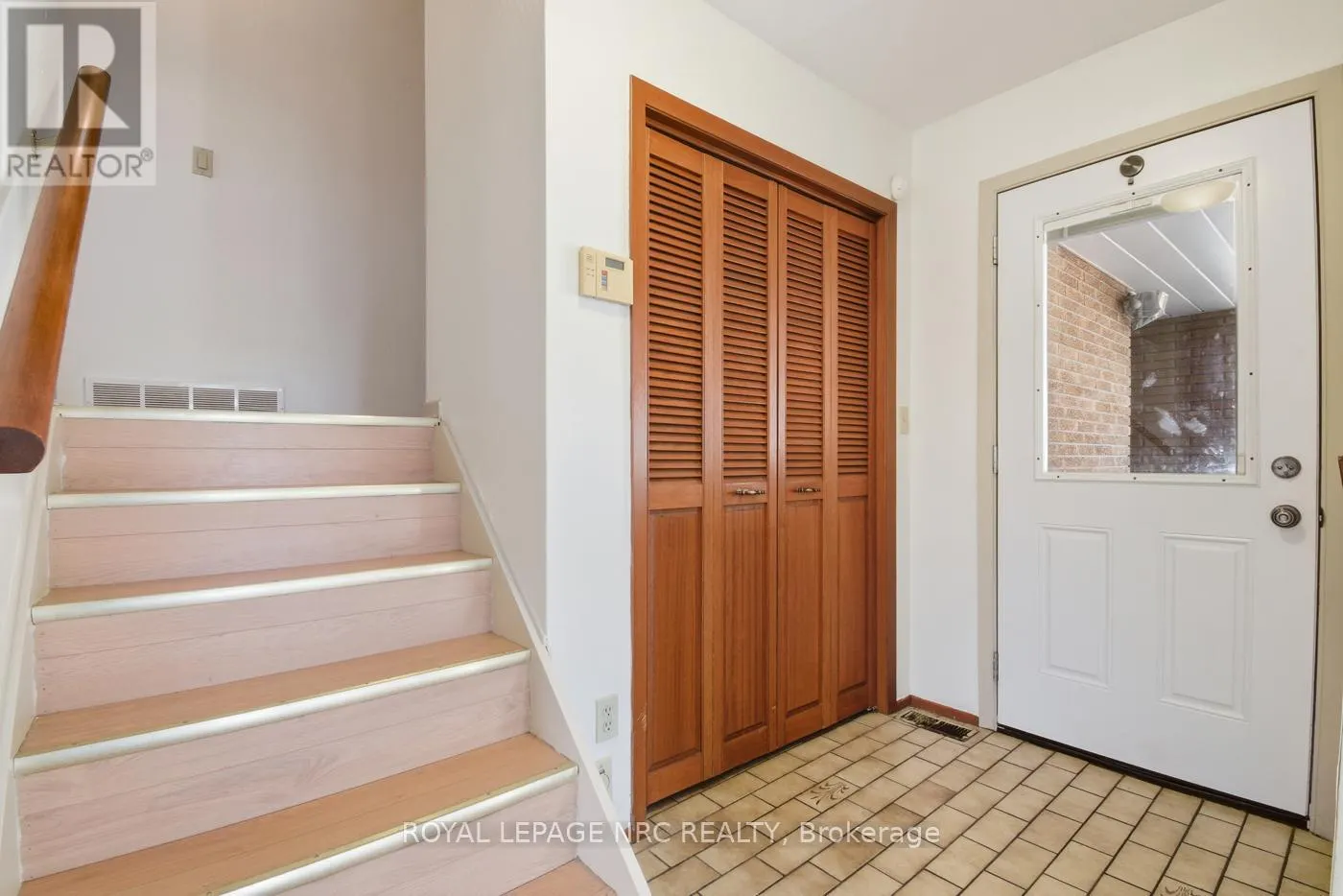69 ELMVALE CRESCENT