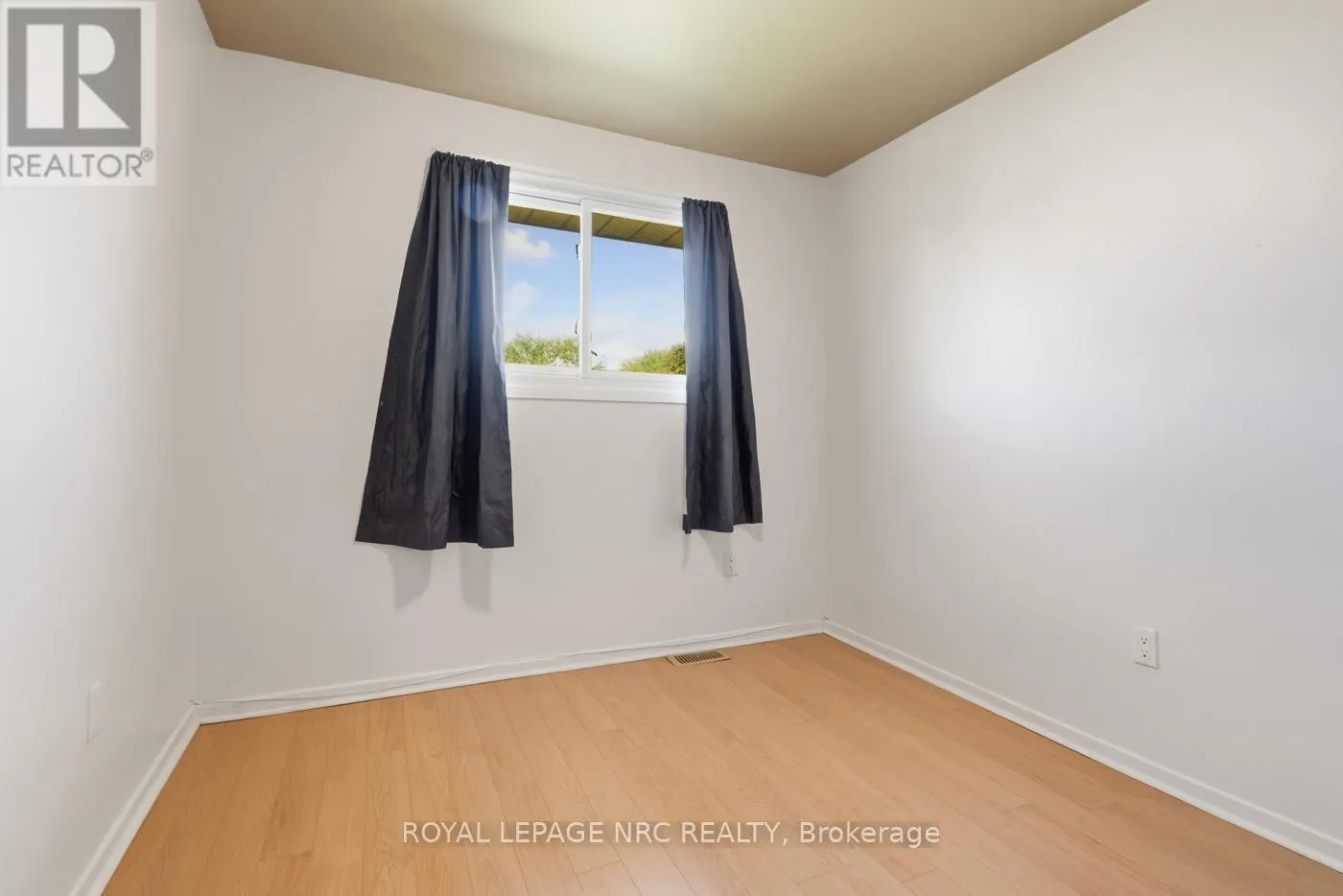 69 ELMVALE CRESCENT