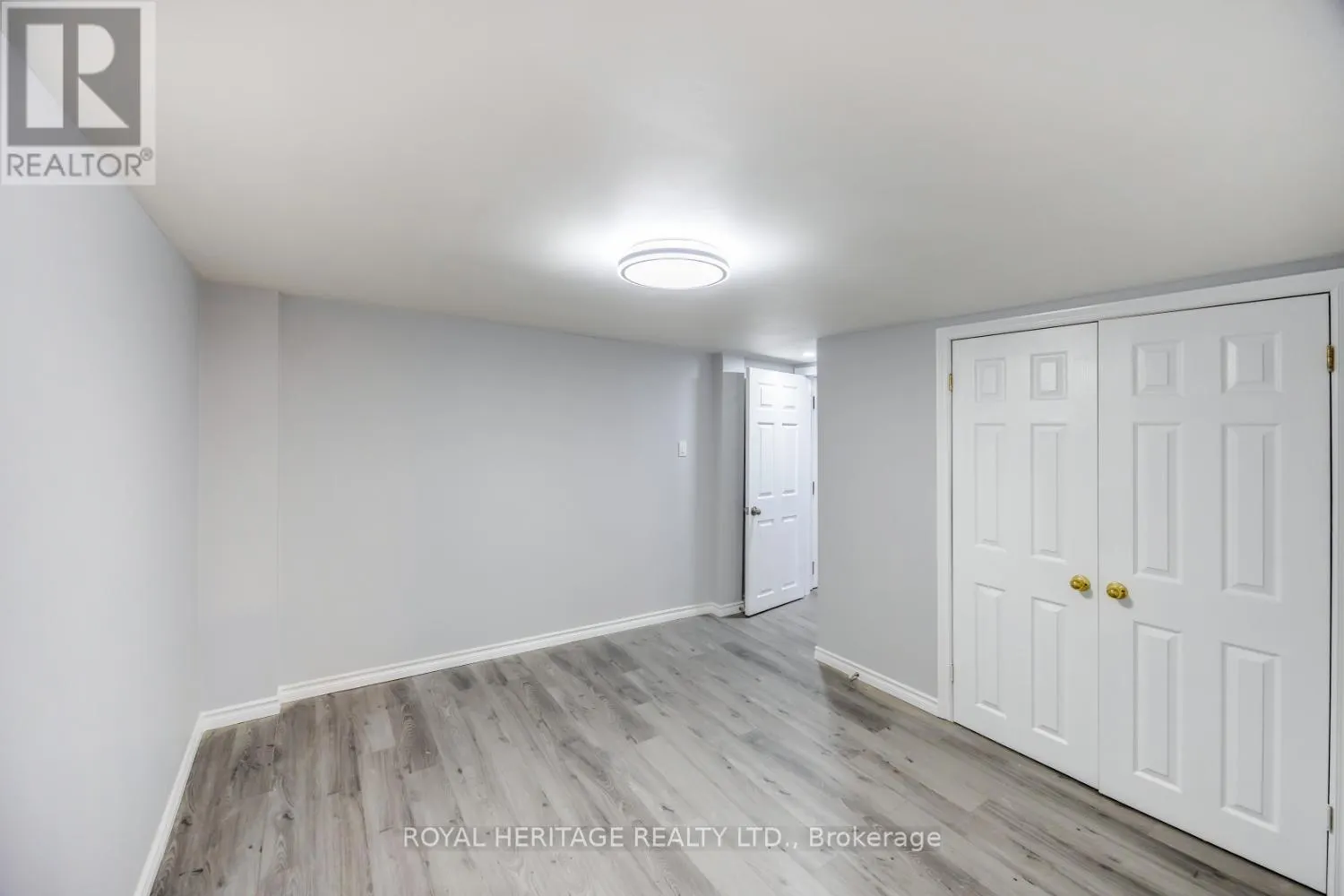 4 - 264 DIVISION STREET, #4