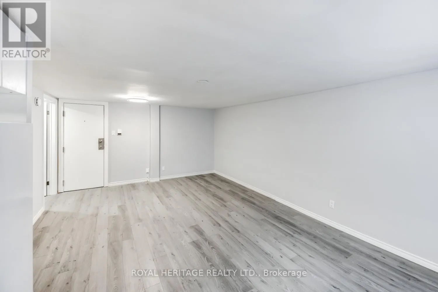 4 - 264 DIVISION STREET, #4