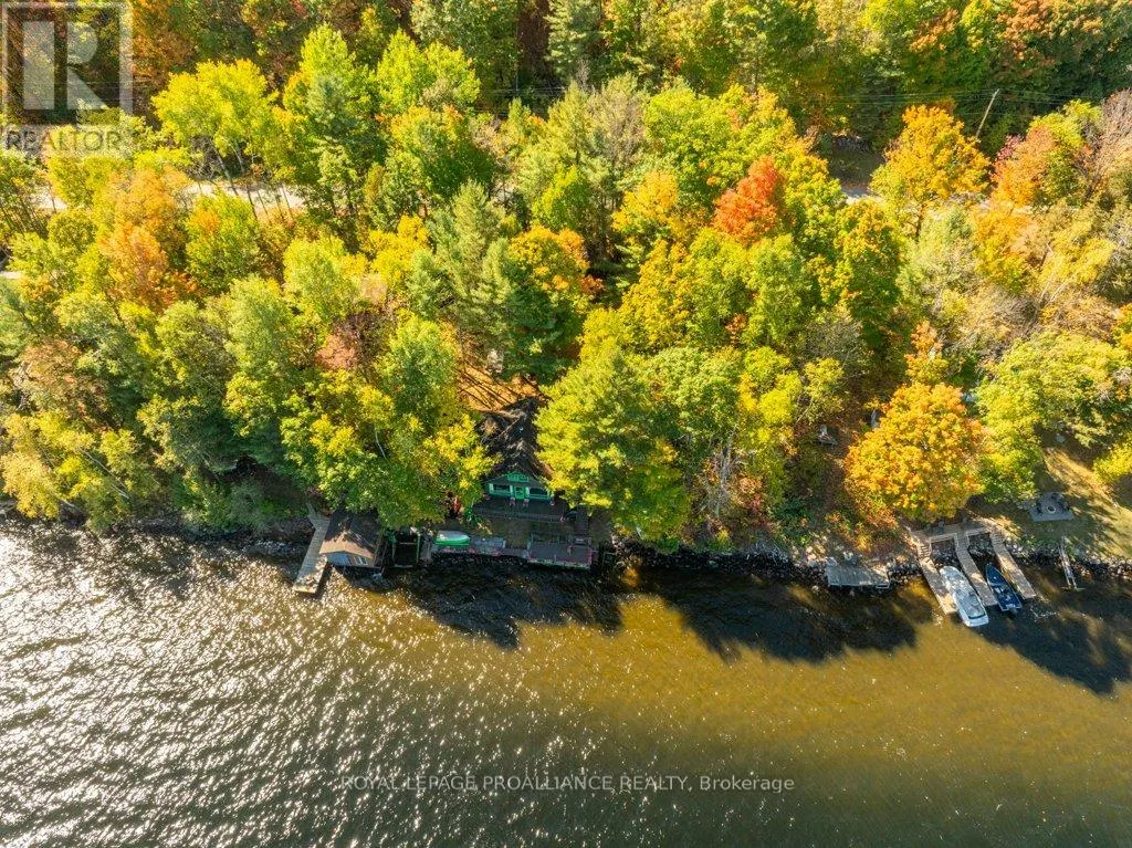 103 NORTH MAZINAW ROAD