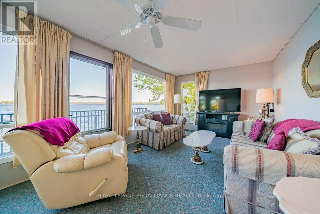 103 NORTH MAZINAW ROAD