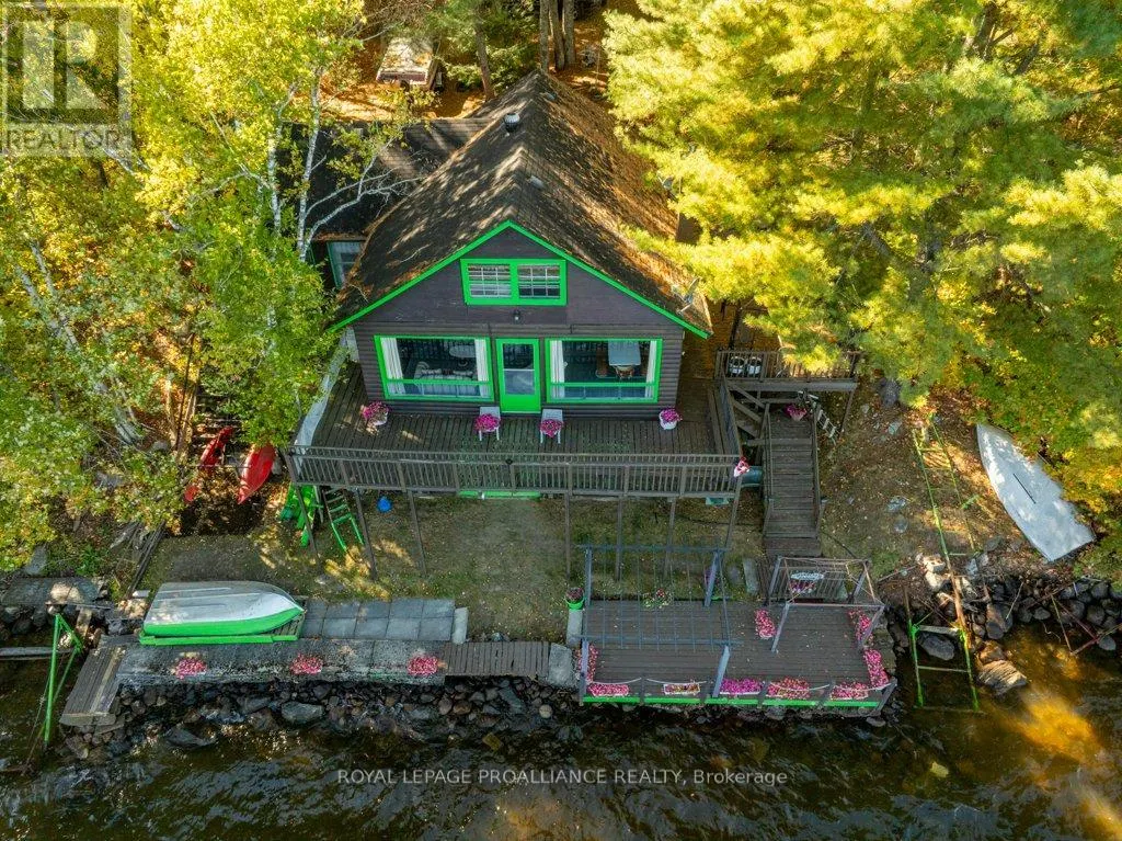 103 NORTH MAZINAW ROAD