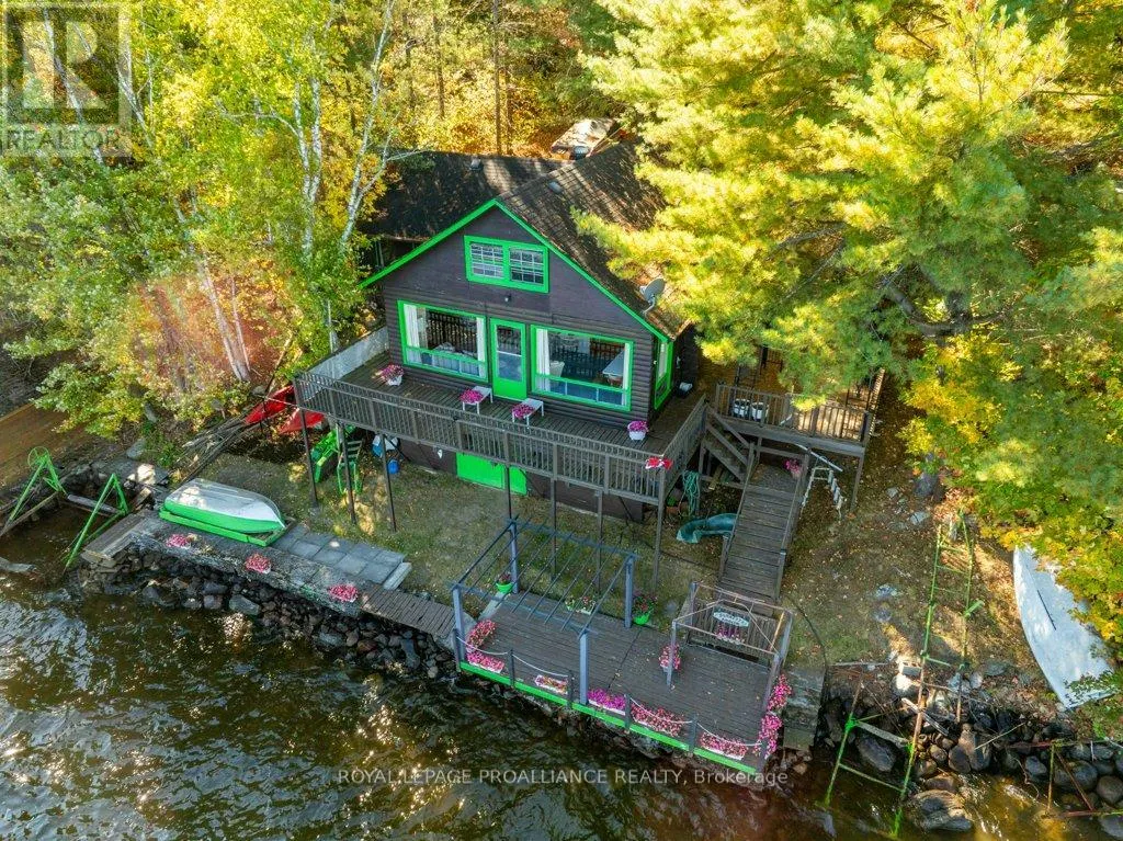 103 NORTH MAZINAW ROAD