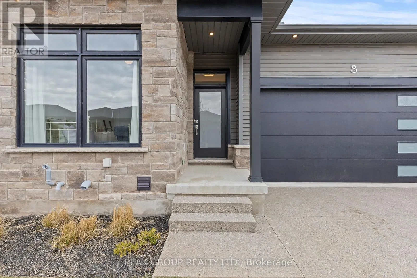 8 - 8974 WILLOUGHBY DRIVE, #8