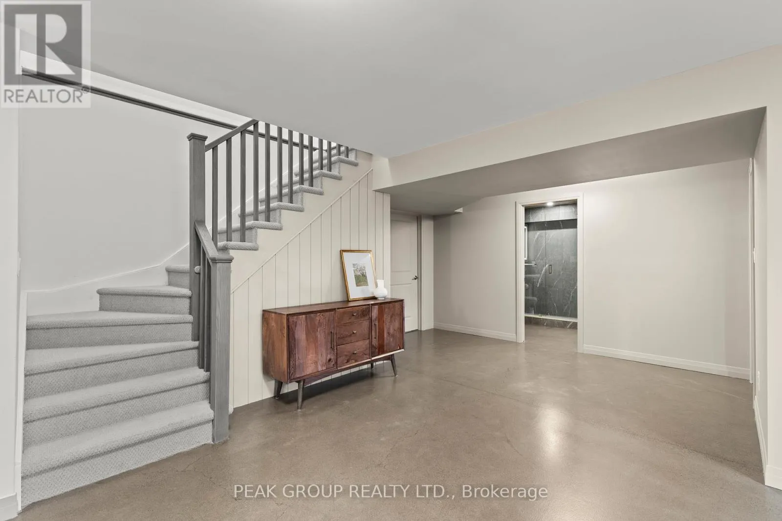 8 - 8974 WILLOUGHBY DRIVE, #8
