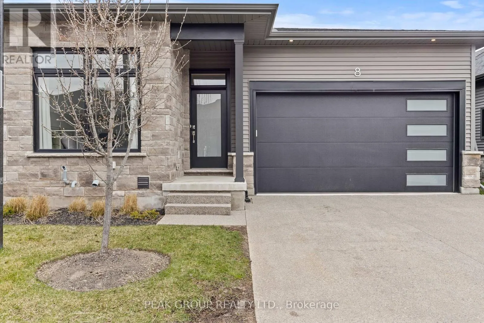 8 - 8974 WILLOUGHBY DRIVE, #8