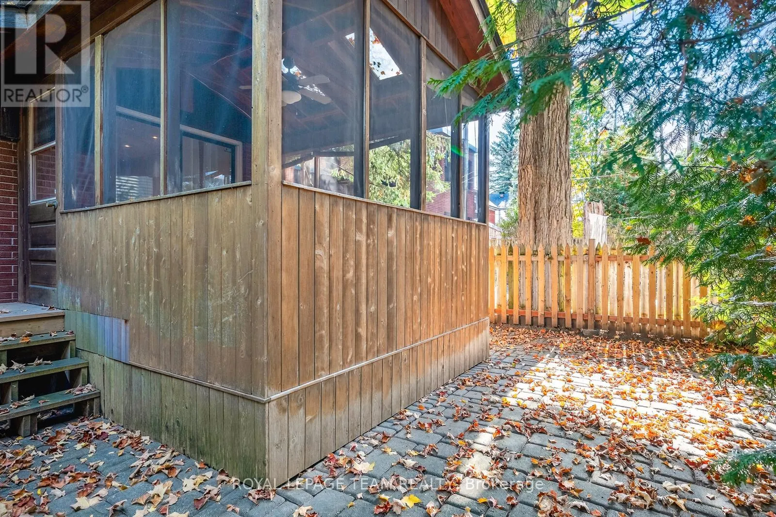 100 MAPLE LANE