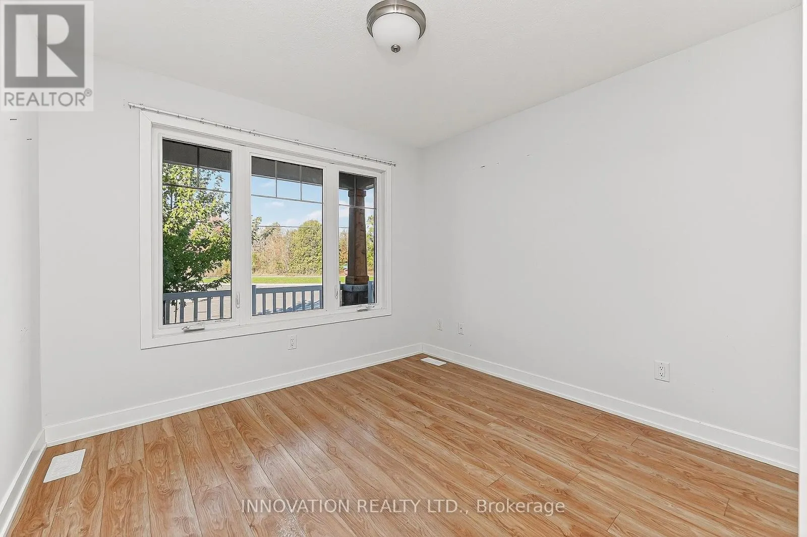 5 LEE AVENUE