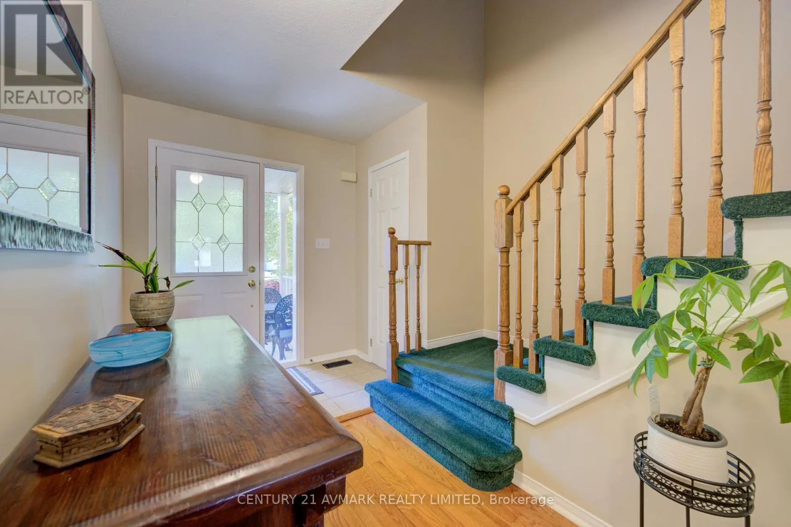 4893 NORTHGATE CRESCENT