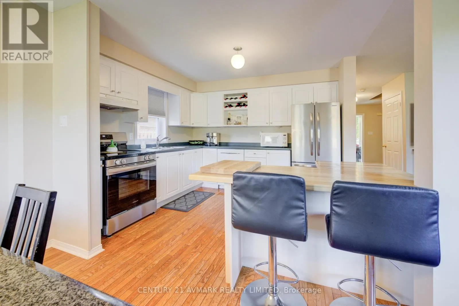 4893 NORTHGATE CRESCENT