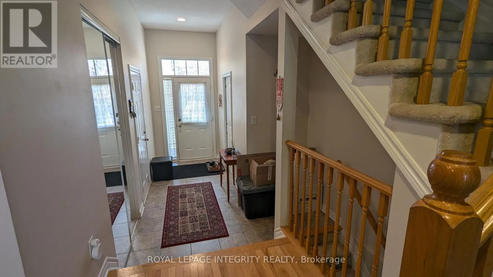 215 BADGELEY AVENUE
