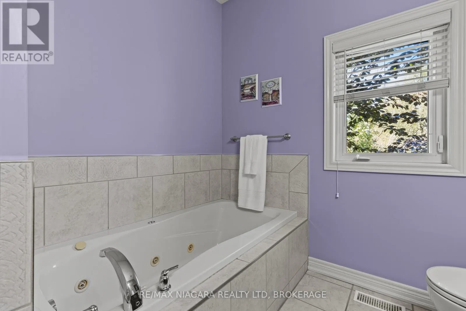 194 HILLSDALE ROAD