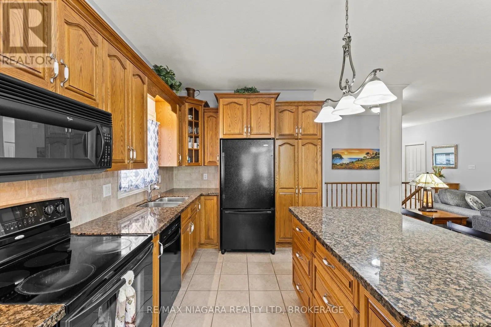 194 HILLSDALE ROAD