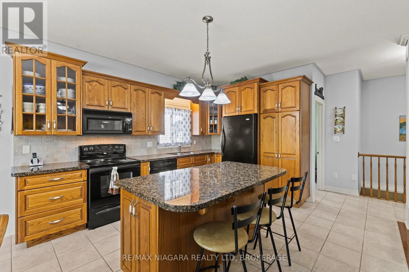 194 HILLSDALE ROAD