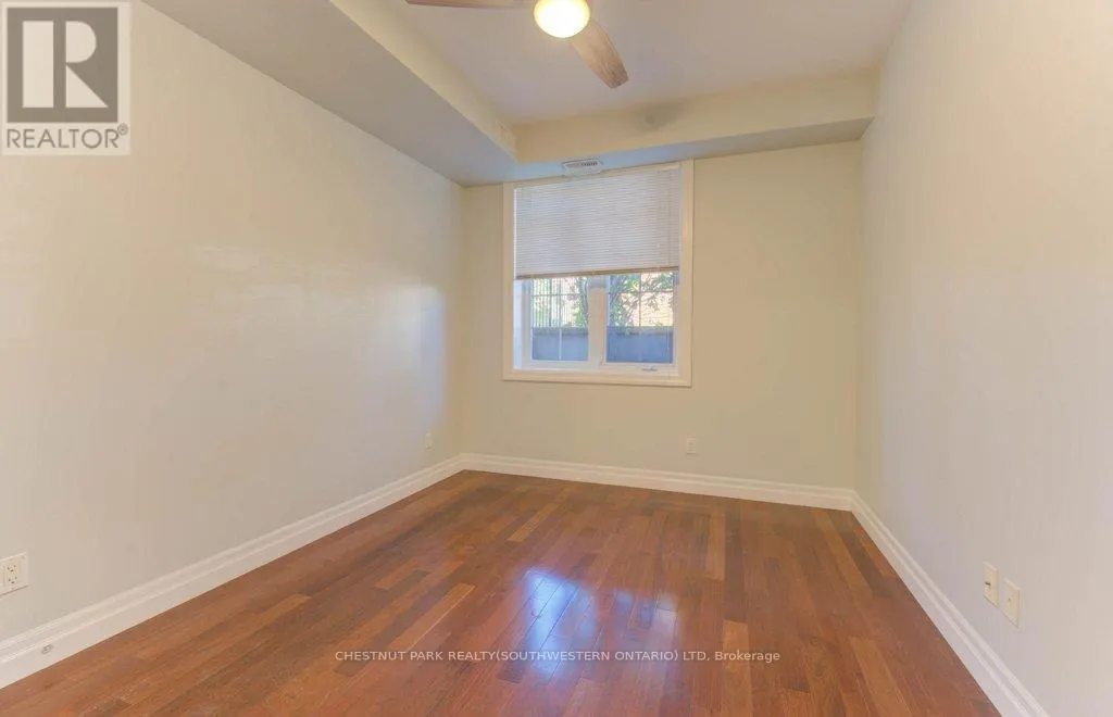 555 KING STREET E