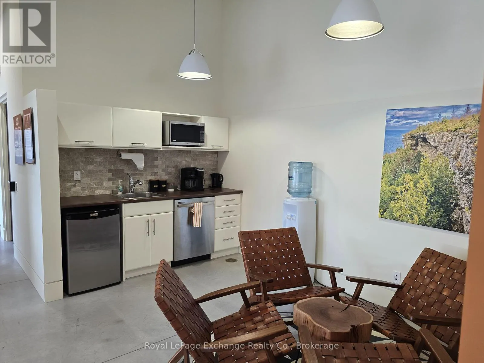 UNIT 1 - 1246-B GODERICH (HIGHWAY 21) STREET N, #Unit 1