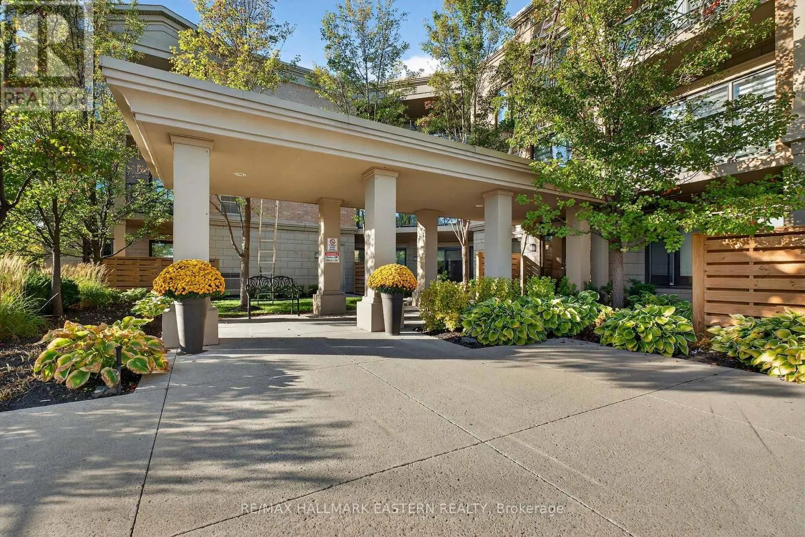 PH06 - 869 CLONSILLA AVENUE, #PH06