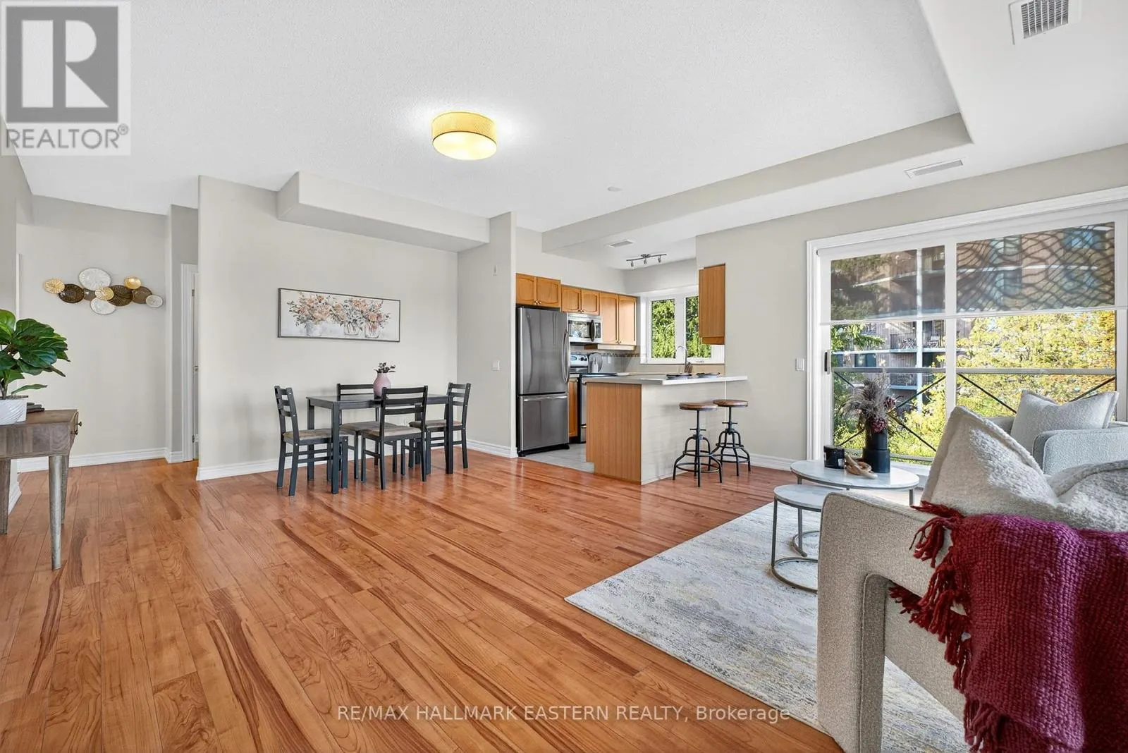 PH06 - 869 CLONSILLA AVENUE, #PH06